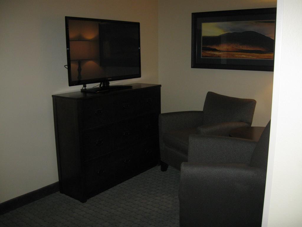 Little Missouri Inn & Suites New Town חדר תמונה