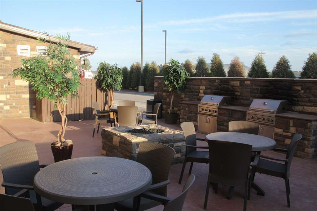 Little Missouri Inn & Suites New Town מראה חיצוני תמונה