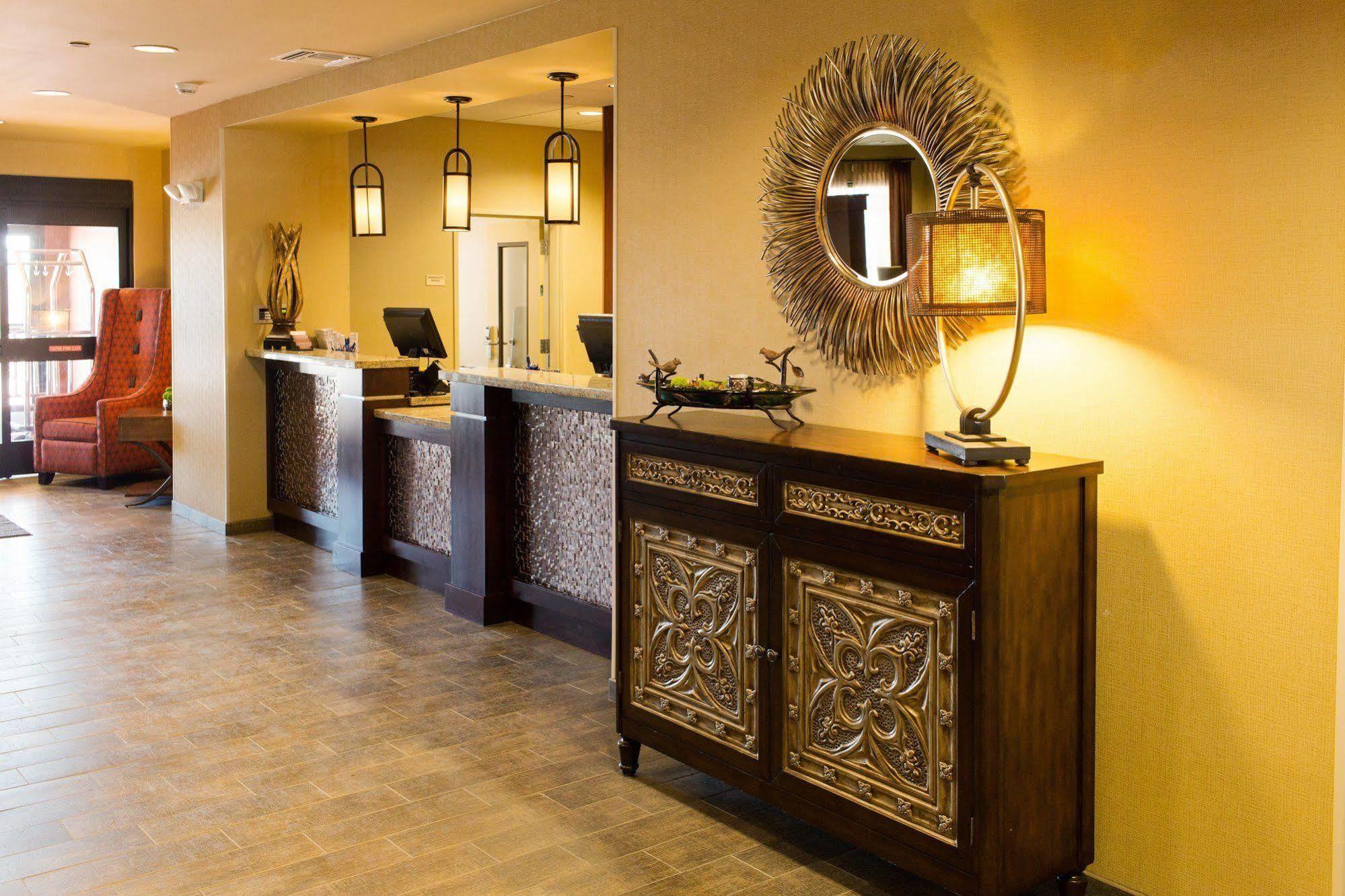 Little Missouri Inn & Suites New Town מראה חיצוני תמונה