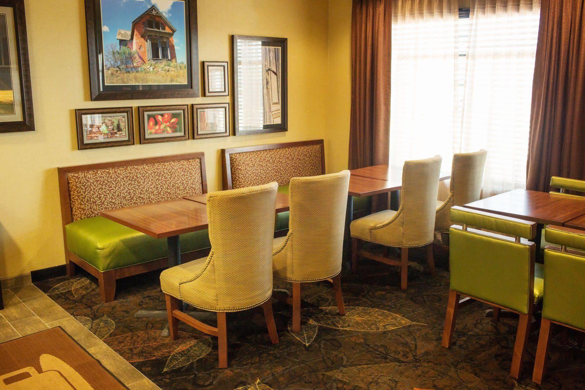 Little Missouri Inn & Suites New Town מראה חיצוני תמונה